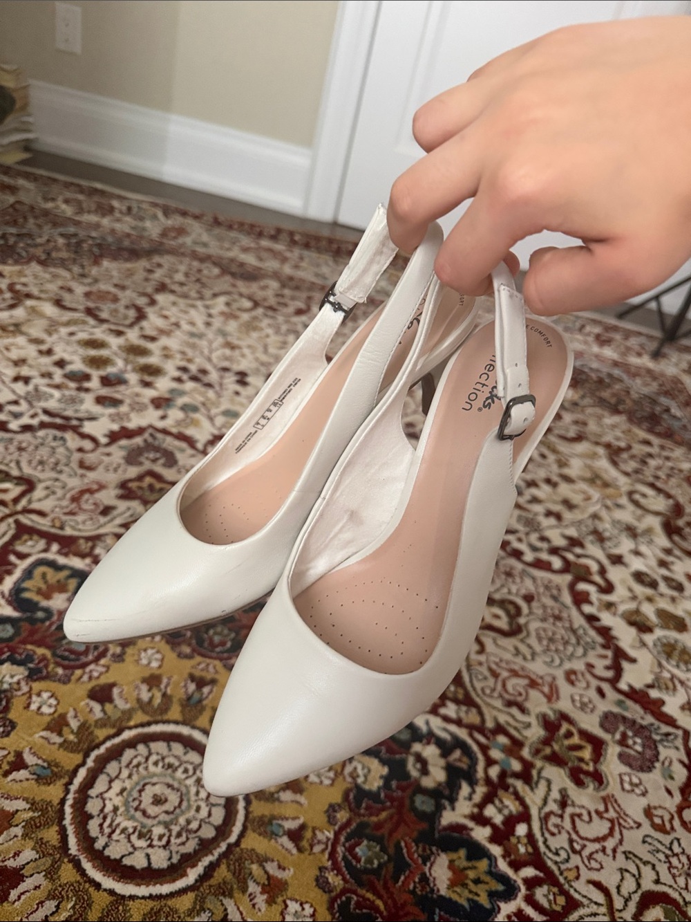 Clarks Heels size 9.5